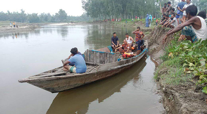 নিখোঁজের একদিন পর নদীতে মিলল শিশুর মরদেহ 1310